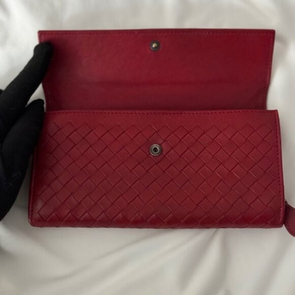 Bottega Veneta Wallet | Very Good Condition - Picture 15 of 16